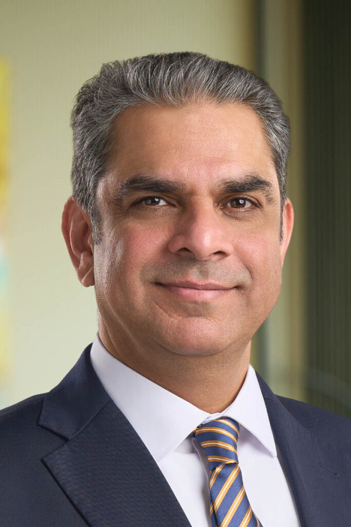 السيد مزار جلال